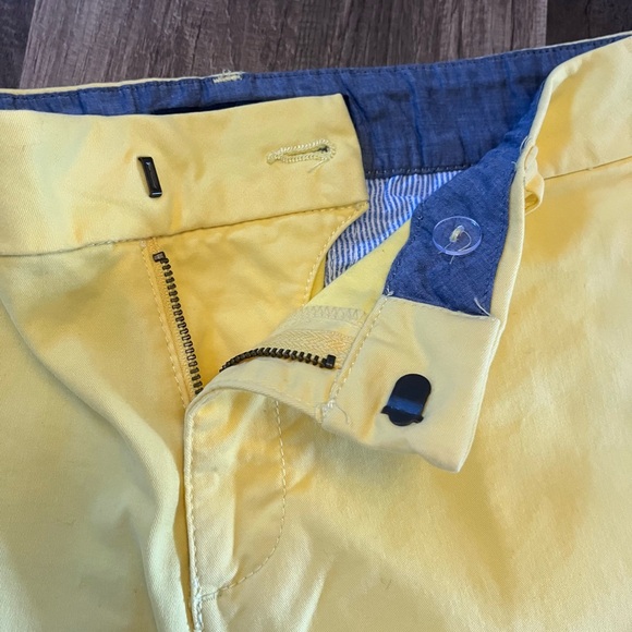 Tommy Hilfiger Yellow Hollywood Bermuda Shorts SZ 10 - Picture 12 of 14